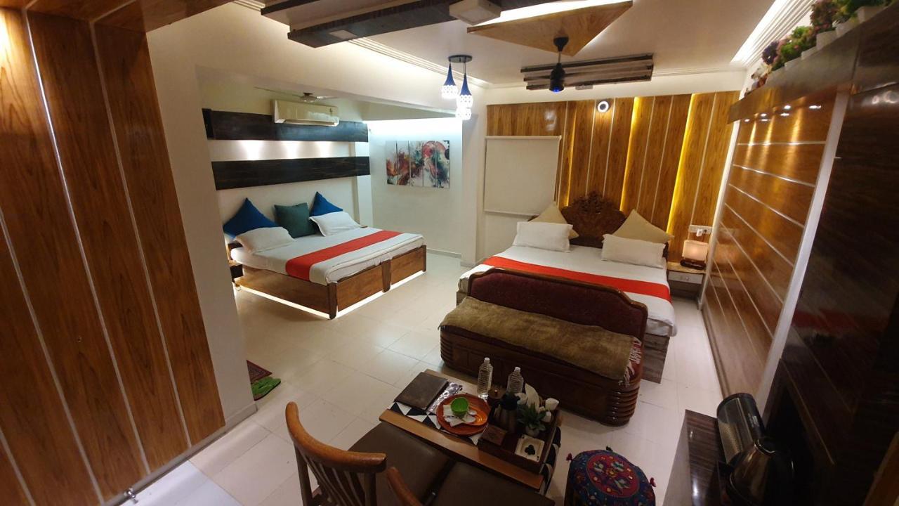 Hotel Krishna Ahmedabad Eksteriør billede