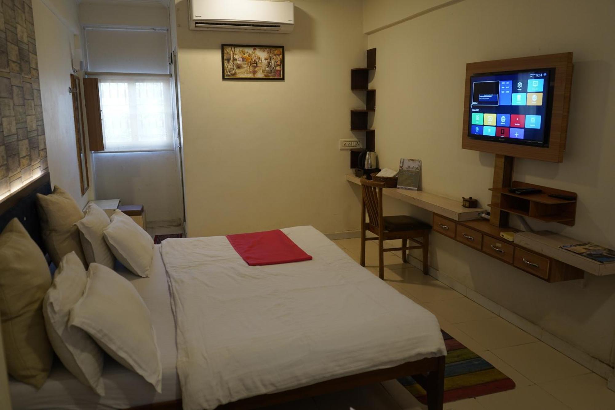 Hotel Krishna Ahmedabad Eksteriør billede