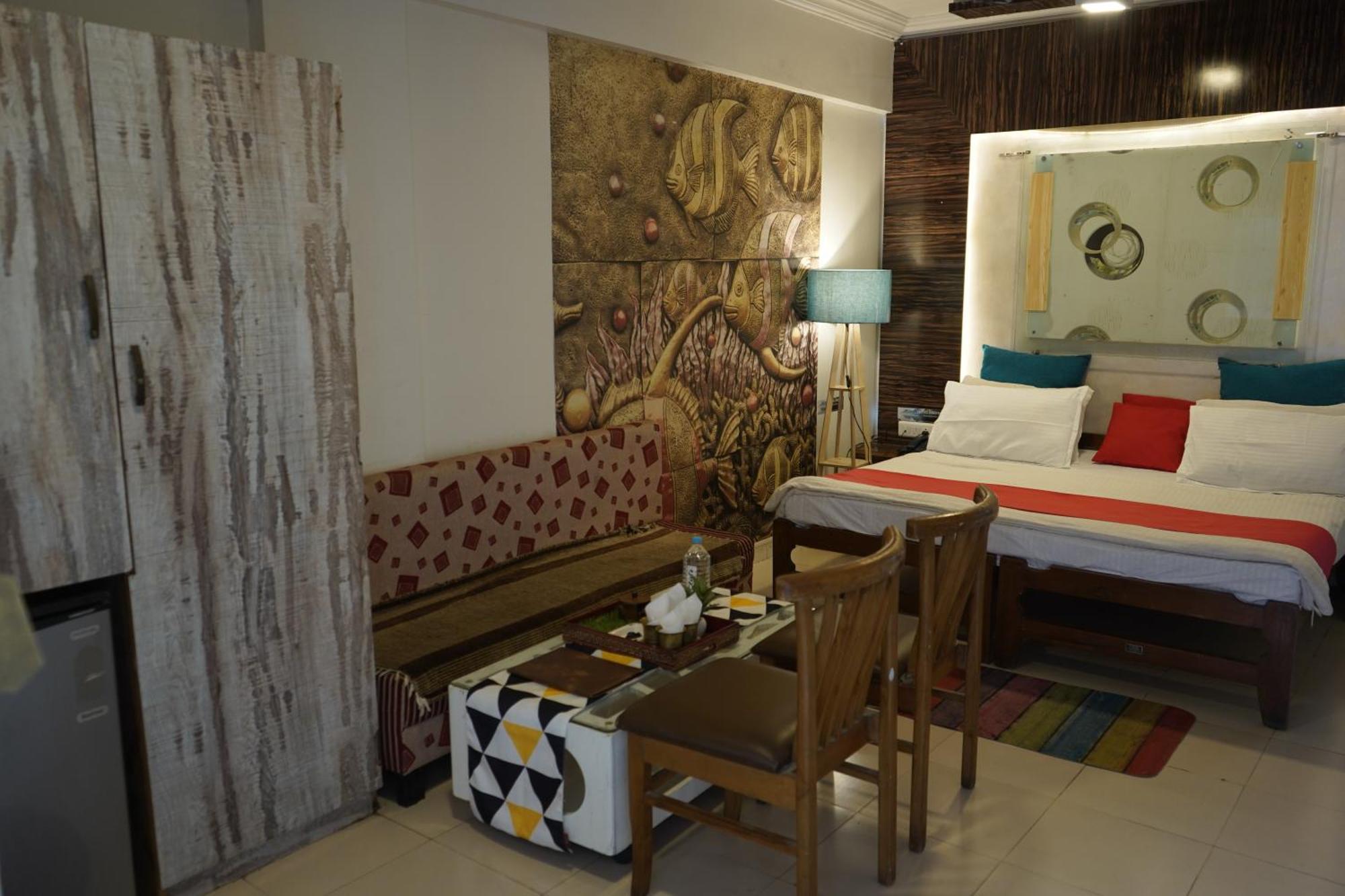 Hotel Krishna Ahmedabad Eksteriør billede